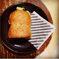 はびきのバーガー