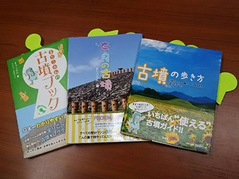 写真：まりこふんさん著作の本たち