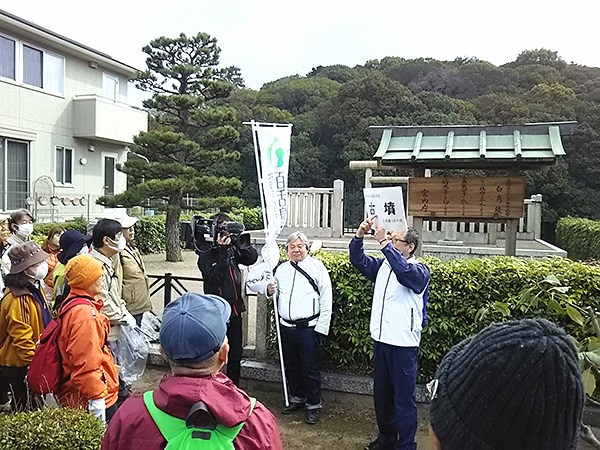 写真：白鳥陵
