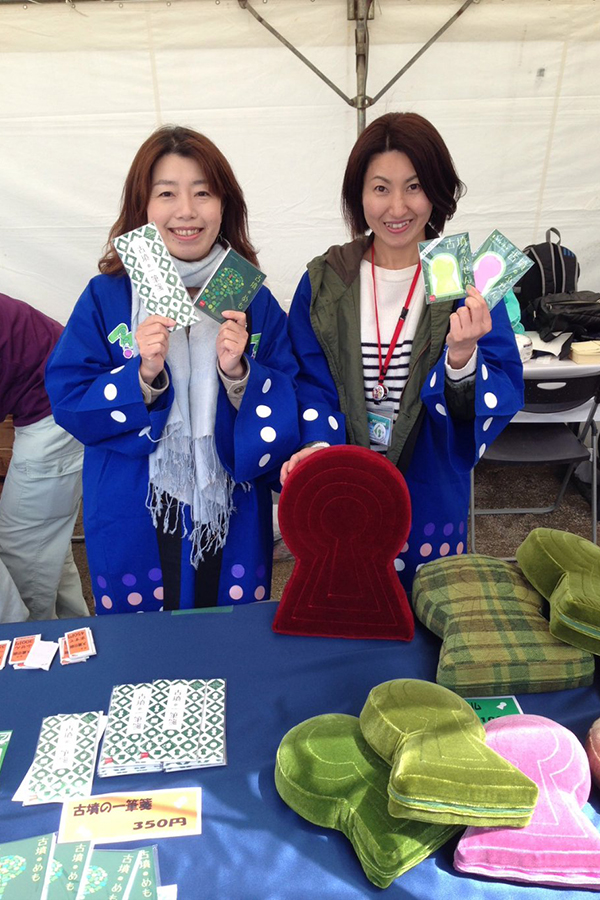 写真：もずふる応援隊も売り子頑張りました